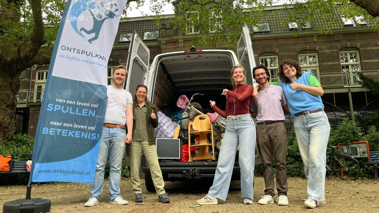 Breng afval en herbruikbare spullen naar het pop-up milieupark op 22 oktober