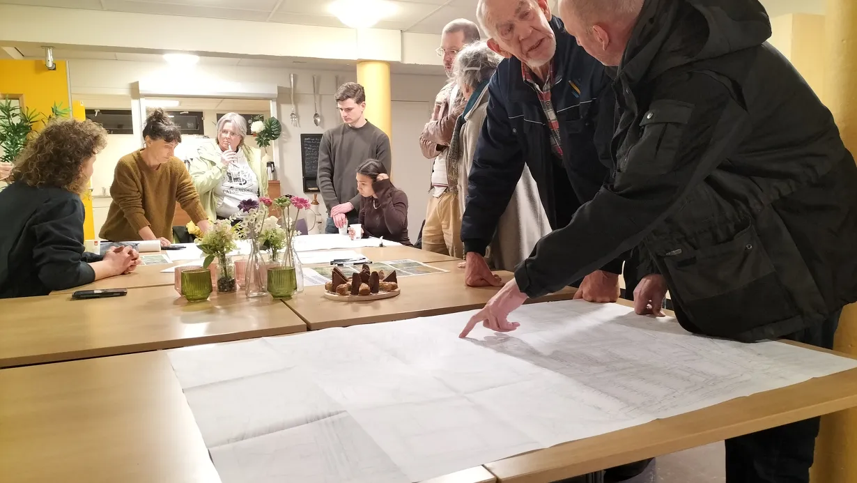 Groen, gezelligheid en gezelschap tijdens de informatiemarkt van de Groene Buren