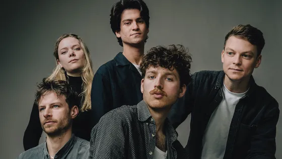 Het Daan Kluwer Quintet speelt sci-fi-jazz in de Fruitvis